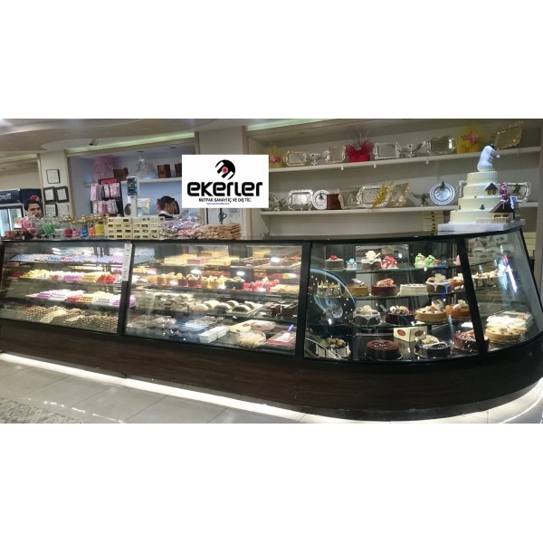 Pasta teşhir,çikolata reyonları,